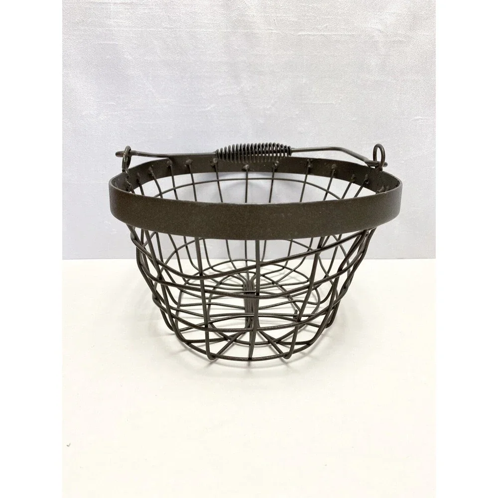 Metal wire basket with Handle Farmhouse cottagecore‎ gift basket 10.75”Lx8”Wx5”H